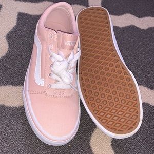 NWOT women’s Vans